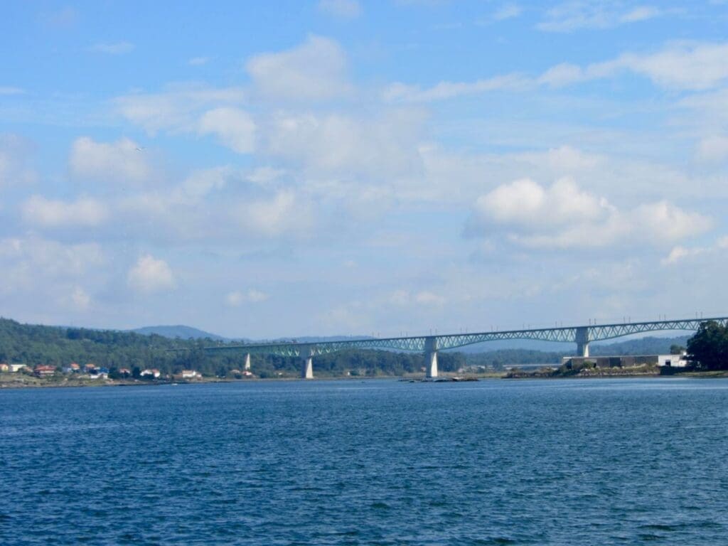 Ría de Arousa- spoorbrug HSL - begin van de Río Ulla